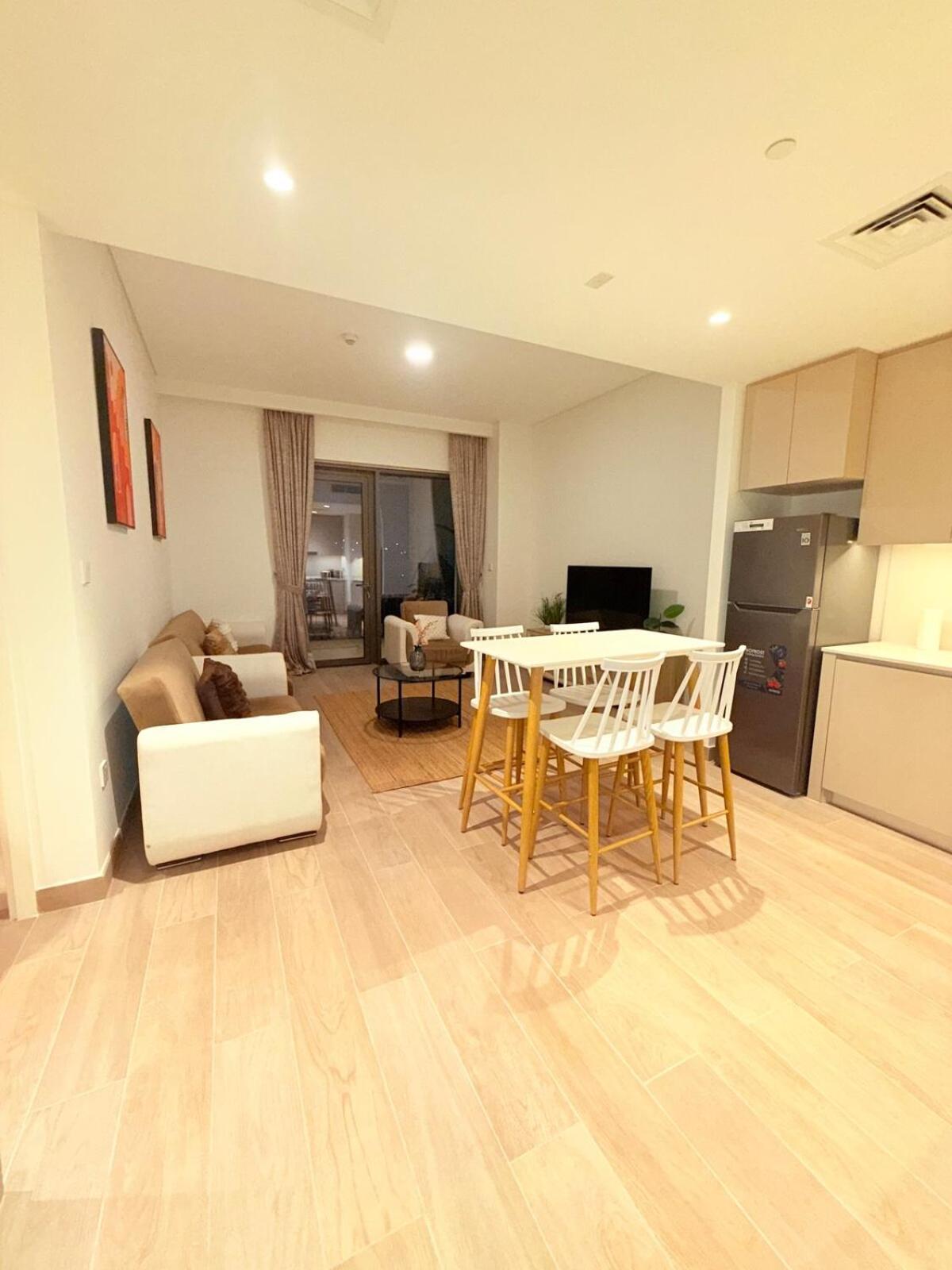 Apartment 1 Bed With Private Access In Creek Harbour